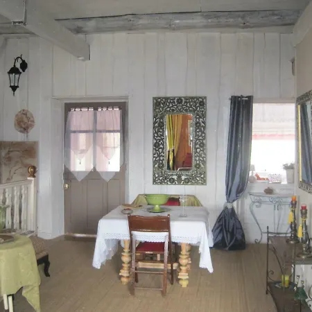 L Abri Apartment